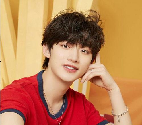 娱乐吃瓜君丁程鑫